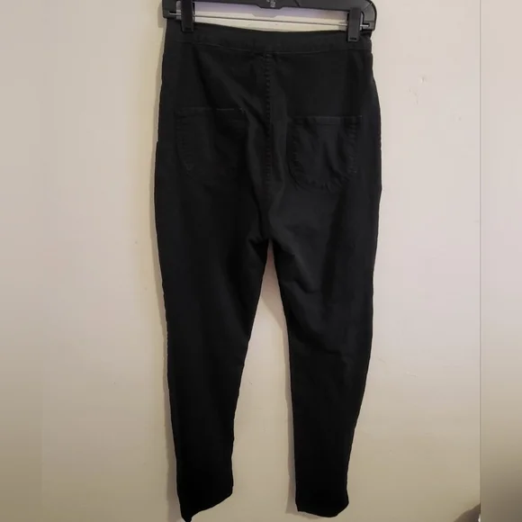 Fashion Nova Super High Waist Denim Skinnies - Black (Size 11) - Picture 5 of 7